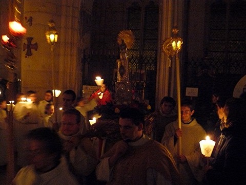saint nicolas procession de décembre